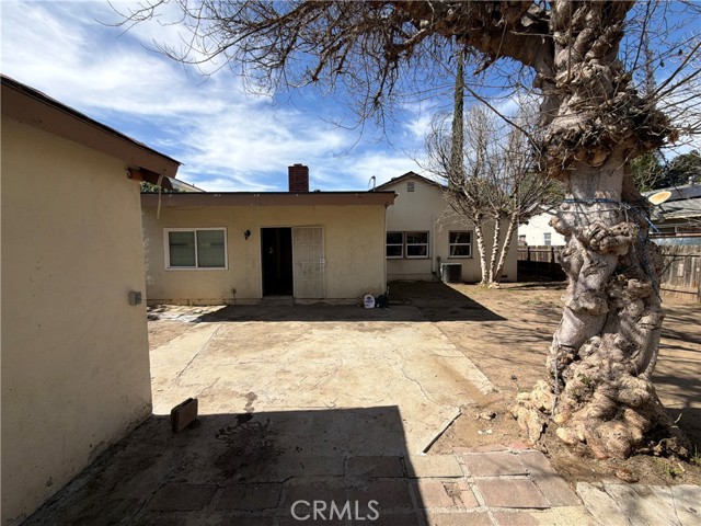 Detail Gallery Image 2 of 24 For 7946 Sunnybrae, Winnetka,  CA 91306 - 3 Beds | 2 Baths