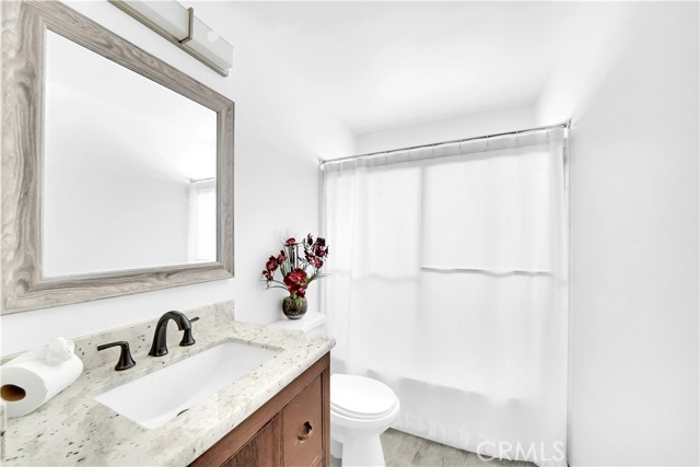 Detail Gallery Image 27 of 35 For 8051 Driftwood Dr, Huntington Beach,  CA 92646 - 4 Beds | 2 Baths
