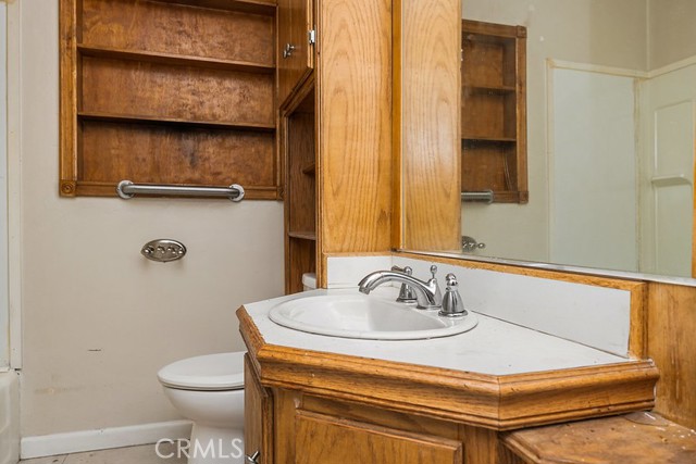 Detail Gallery Image 31 of 41 For 1504 S California Ave, Compton,  CA 90221 - 3 Beds | 2 Baths