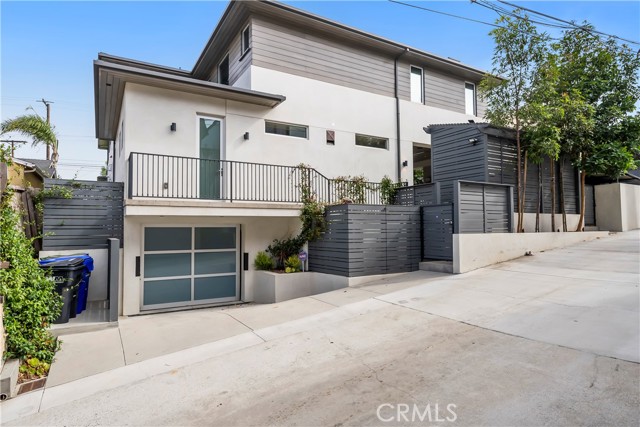 763 11th Street, Manhattan Beach, California 90266, 5 Bedrooms Bedrooms, ,6 BathroomsBathrooms,Residential,Sold,11th,SB22153895