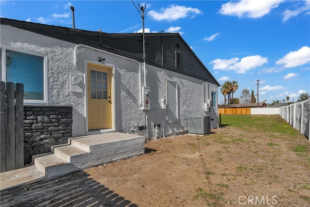 Detail Gallery Image 39 of 46 For 15030 Marcolesco, Lake Elsinore,  CA 92530 - 3 Beds | 3 Baths