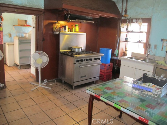 Detail Gallery Image 14 of 28 For 3000 Cazador, Los Angeles,  CA 90065 - – Beds | – Baths