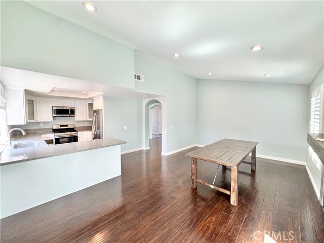 Detail Gallery Image 7 of 24 For 13415 Wandering Ridge Way, Chino Hills,  CA 91709 - 3 Beds | 2 Baths