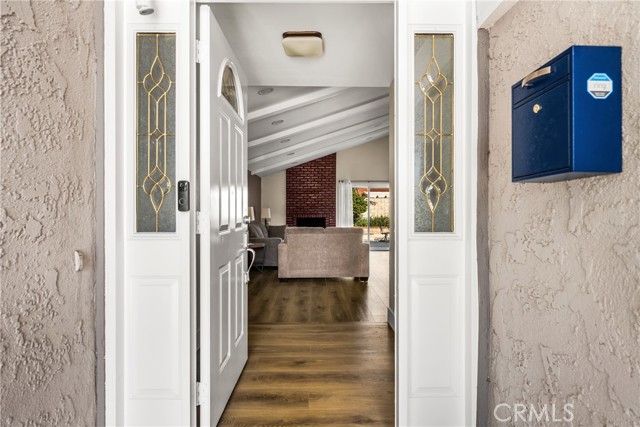 Detail Gallery Image 8 of 29 For 605 W Curie, Santa Ana,  CA 92707 - 4 Beds | 2 Baths