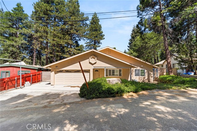 31686 Luring Pines Circle, Running Springs, CA 92382