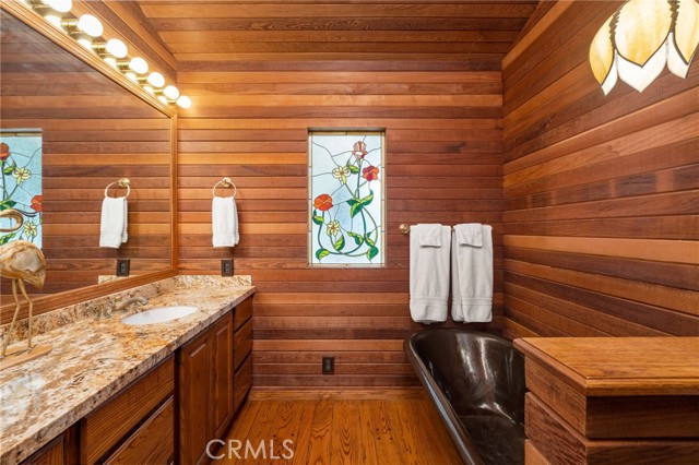 113 Vista Del Parque, Redondo Beach, California 90277, 2 Bedrooms Bedrooms, ,1 BathroomBathrooms,Residential,Sold,Vista Del Parque,SB24098927