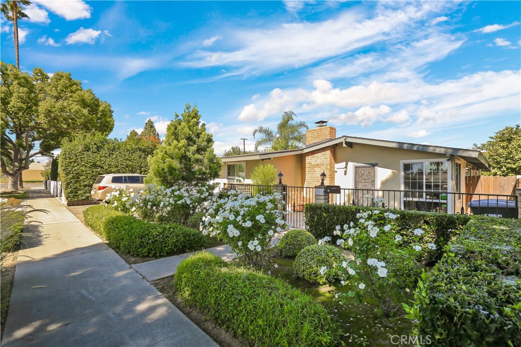 1305 W Beverly Drive