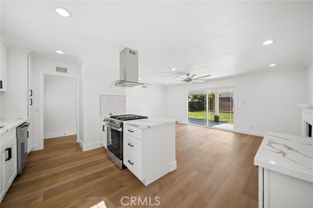 Detail Gallery Image 11 of 39 For 11744 Hollyview, La Mirada,  CA 90638 - 3 Beds | 2 Baths