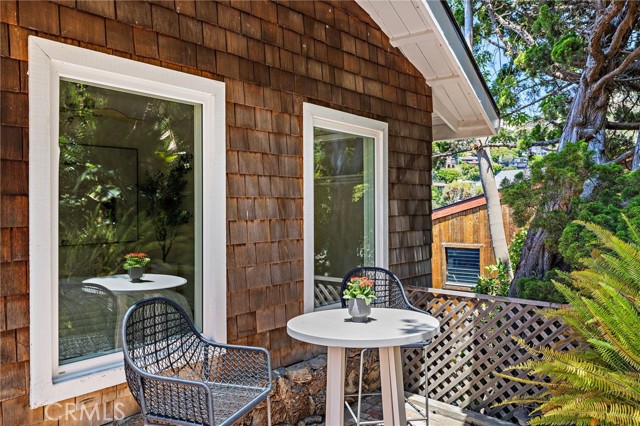 Detail Gallery Image 25 of 31 For 1212 Morningside Dr, Laguna Beach,  CA 92651 - 3 Beds | 3 Baths