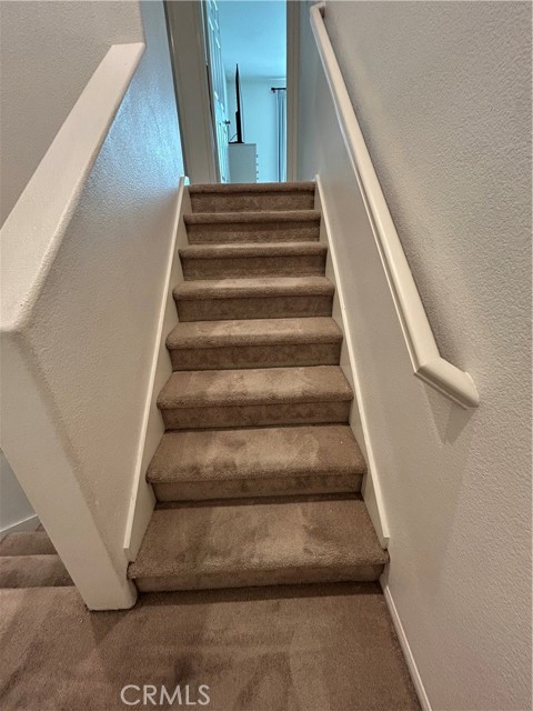 18002 Flynn Drive, Canyon Country CA: https://media.crmls.org/medias/8a29754d-7ce8-4725-9462-76ff5569b66e.jpg