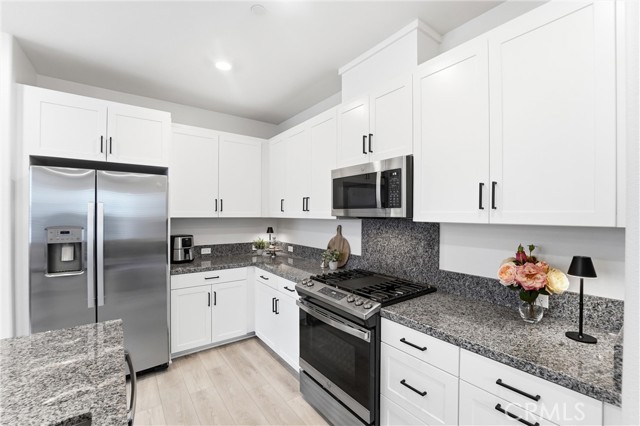 Image 11 of 45 For 3945 Lavine Way  101