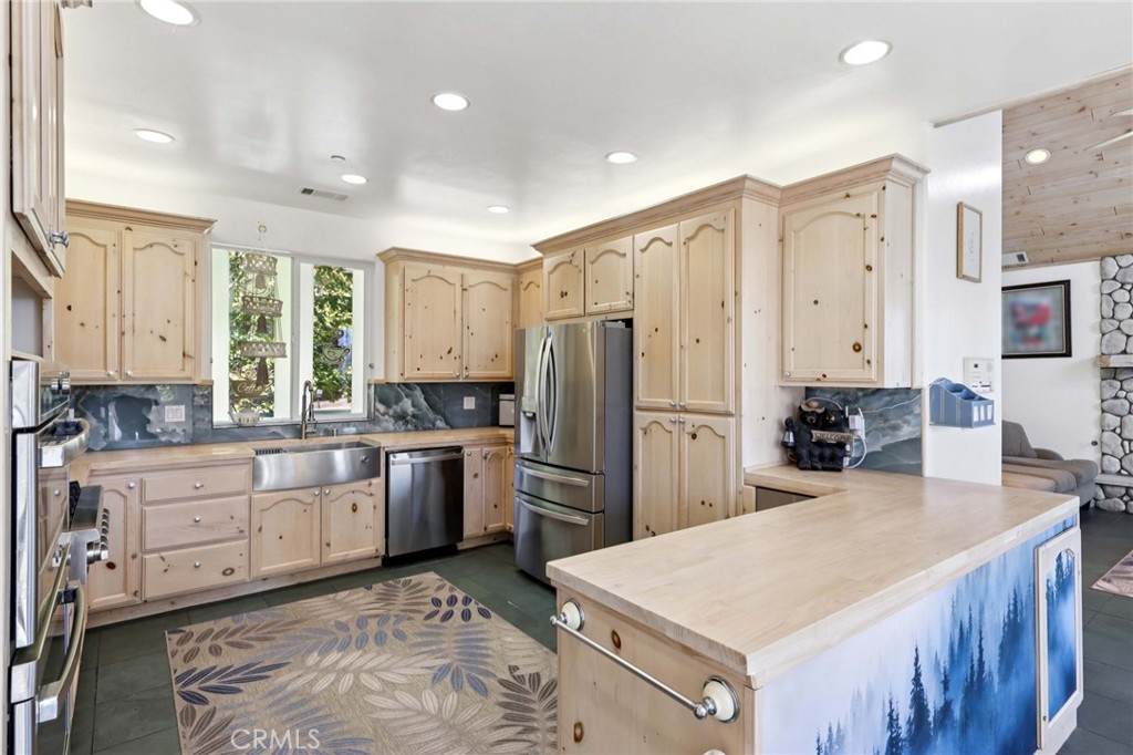 MLS #CV25230120 image #9