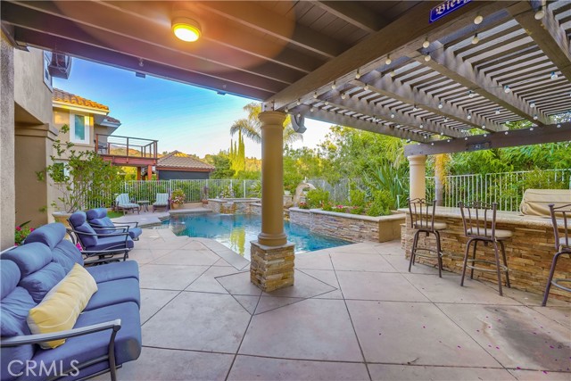 4 Sugarpine Drive, Trabuco Canyon CA: https://media.crmls.org/medias/8a2c86f8-9f6b-469e-81d7-97013dc0c3e4.jpg