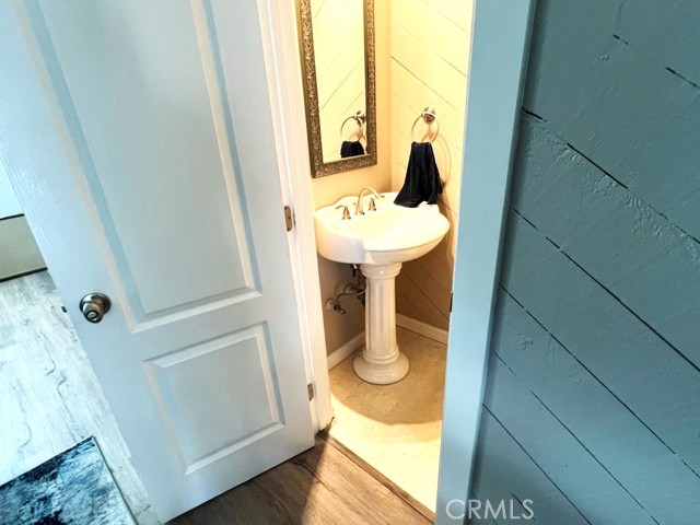 Detail Gallery Image 16 of 36 For 320 12th St #5,  Seal Beach,  CA 90740 - 2 Beds | 1/1 Baths