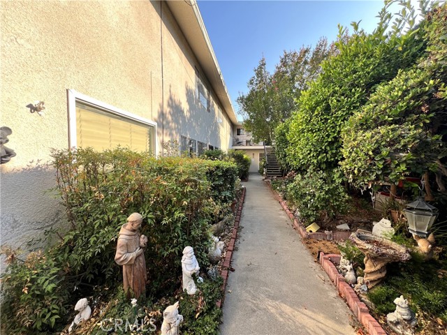 171 E Ralston Avenue, San Bernardino CA: https://media.crmls.org/medias/8a2d45df-1200-44ca-b25f-8b6557894e35.jpg