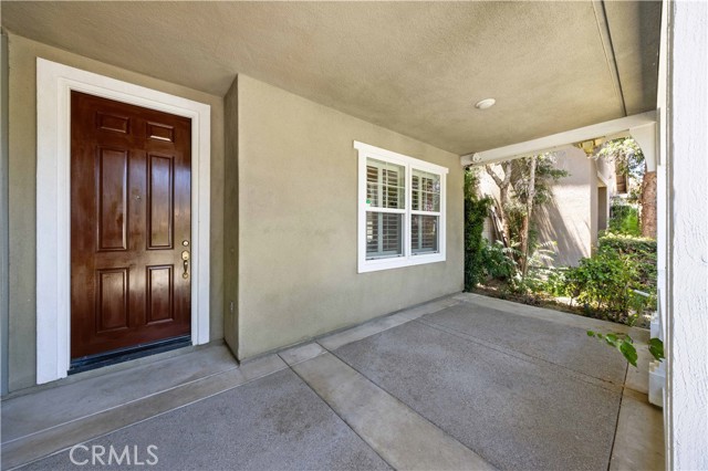 Detail Gallery Image 3 of 30 For 14951 Meadows Way, Corona,  CA 92880 - 5 Beds | 4 Baths