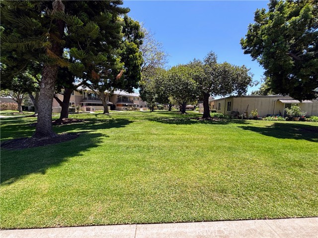 Detail Gallery Image 8 of 35 For 13342 Del Monte Dr 5q M-15,  Seal Beach,  CA 90740 - 2 Beds | 2 Baths