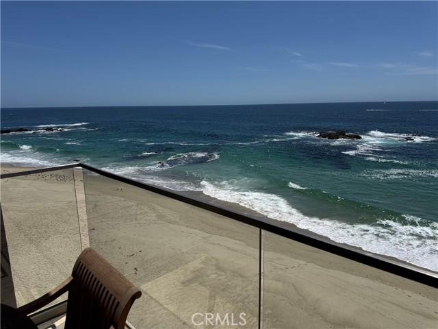 Detail Gallery Image 2 of 24 For 31755 Coast Highway #406, Laguna Beach,  CA 92651 - 2 Beds | 2 Baths