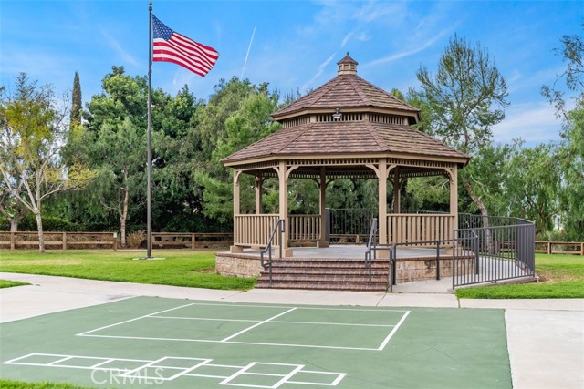 27215 Stagewood Court, Laguna Hills CA: https://media.crmls.org/medias/8a2fd6ab-469c-446c-a249-71cd4ccfbebe.jpg