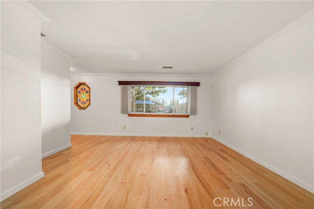 Detail Gallery Image 8 of 55 For 6107 Faculty, Lakewood,  CA 90712 - 5 Beds | 3/1 Baths