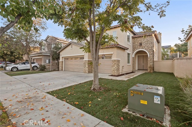 Detail Gallery Image 4 of 46 For 12 via De La Valle, Lake Elsinore,  CA 92532 - 5 Beds | 3 Baths