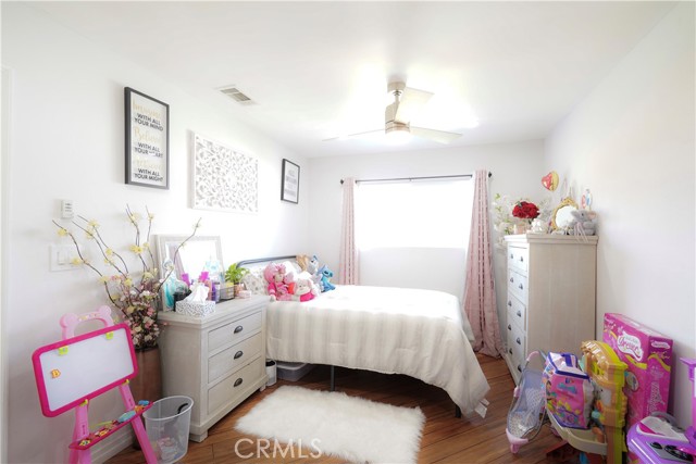 Detail Gallery Image 9 of 19 For 2425 N Fillmore Ave, Rialto,  CA 92377 - 4 Beds | 2 Baths