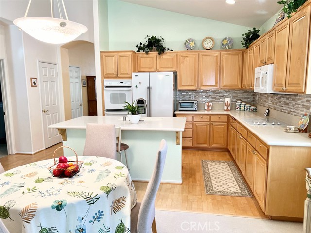 Detail Gallery Image 15 of 72 For 23799 via Compadres, Murrieta,  CA 92562 - 3 Beds | 2 Baths