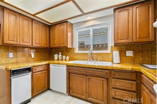 2106 Robinson Street, Redondo Beach, California 90278, 3 Bedrooms Bedrooms, ,1 BathroomBathrooms,Residential,Sold,Robinson,PV22097930