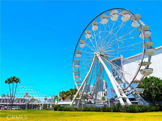 645 Chestnut Avenue, Long Beach CA: https://media.crmls.org/medias/8a3180e9-3e3d-47bf-9b1a-3456e1b5fa6f.jpg