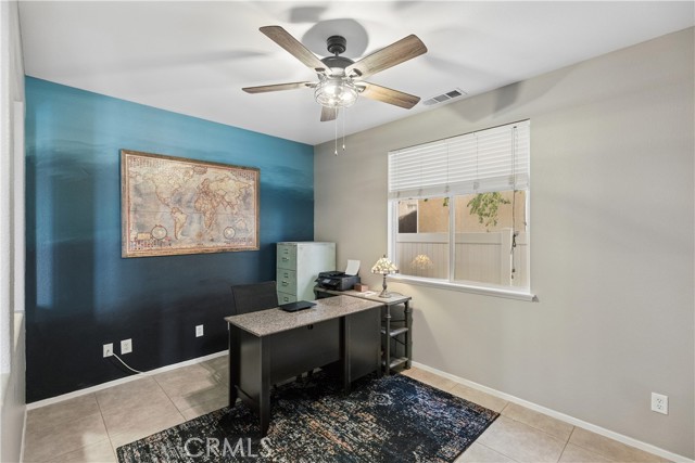 Detail Gallery Image 17 of 36 For 31171 Old Trail Cir, Murrieta,  CA 92563 - 4 Beds | 3 Baths