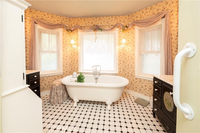 Detail Gallery Image 27 of 75 For 42425 Bear Loop, Big Bear Lake,  CA 92314 - 3 Beds | 3/1 Baths