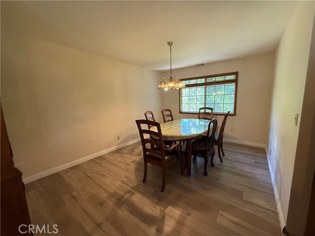Detail Gallery Image 4 of 16 For 24466 Horst Dr, Crestline,  CA 92325 - 4 Beds | 2/1 Baths