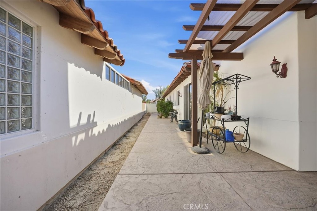 MLS #OC25246393 image #45