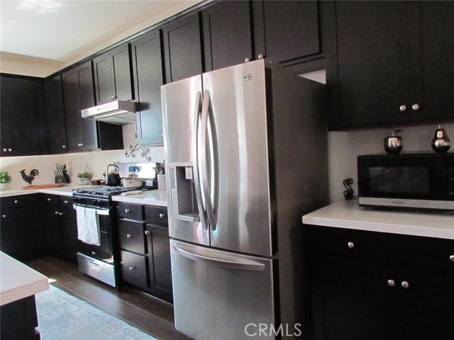 Image 16 of 34 For 4758 Bellaire