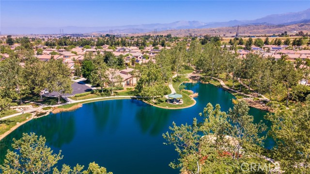 36235 Bay Hill Drive, Beaumont CA: https://media.crmls.org/medias/8a348015-529c-43b7-8a4e-115c66ec9a3c.jpg