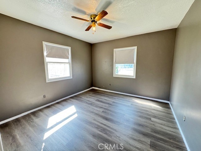 Detail Gallery Image 8 of 22 For 5651 Babb Ave, Riverside,  CA 92503 - 3 Beds | 1/1 Baths