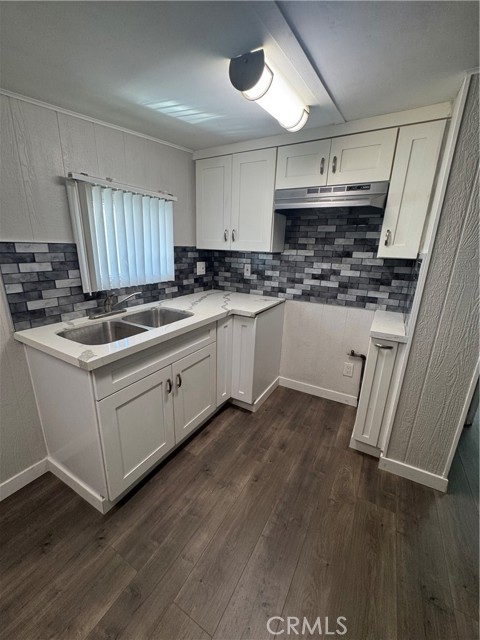 8819 Park, Bellflower CA: https://media.crmls.org/medias/8a369465-6f5d-49a5-a5a0-96eb9794dac9.jpg