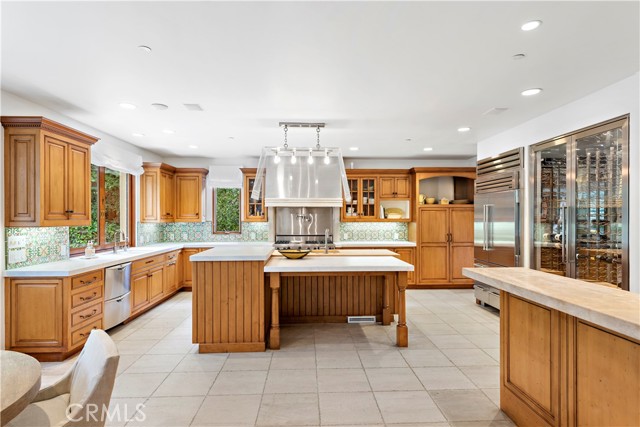 Detail Gallery Image 7 of 47 For 206 Driftwood Rd, Corona Del Mar,  CA 92625 - 4 Beds | 5/1 Baths
