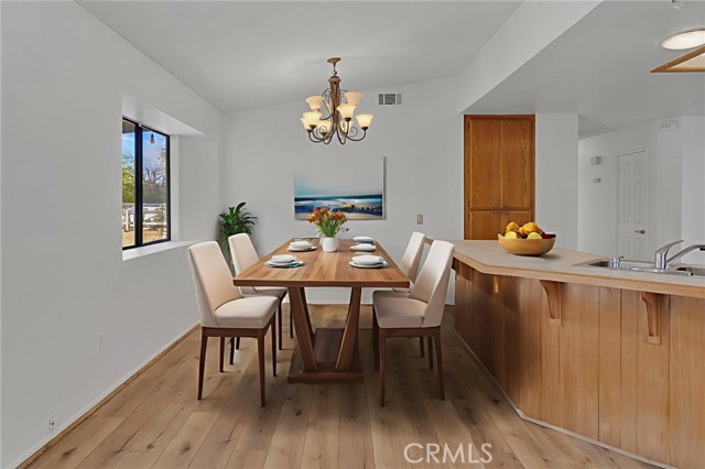 Detail Gallery Image 12 of 45 For 18037 Mondamon, Apple Valley,  CA 92307 - 3 Beds | 2 Baths