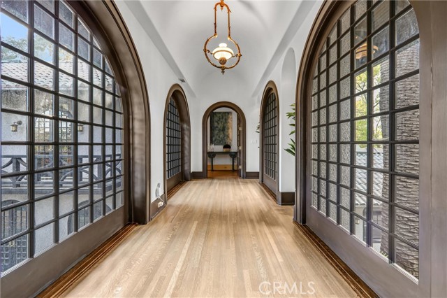 1215 Wentworth, Pasadena CA: https://media.crmls.org/medias/8a383607-19a6-4423-a036-5f363c55f9e9.jpg