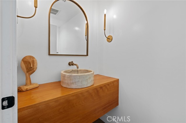 Detail Gallery Image 19 of 62 For 9120 Cleveland, Riverside,  CA 92503 - 5 Beds | 3/1 Baths