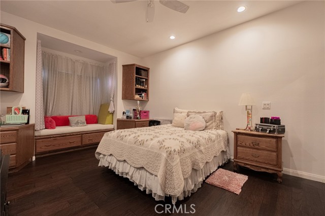 Detail Gallery Image 39 of 67 For 25573 via Paladar, Valencia,  CA 91355 - 6 Beds | 5 Baths