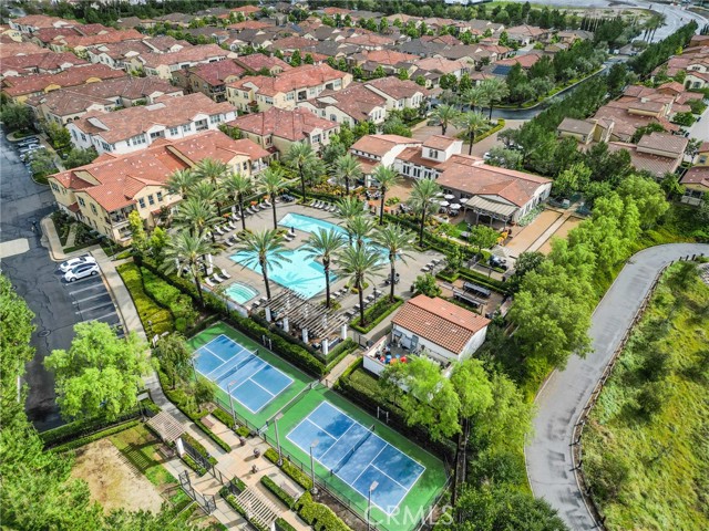 Detail Gallery Image 27 of 45 For 129 Carlow, Irvine,  CA 92618 - 2 Beds | 2 Baths