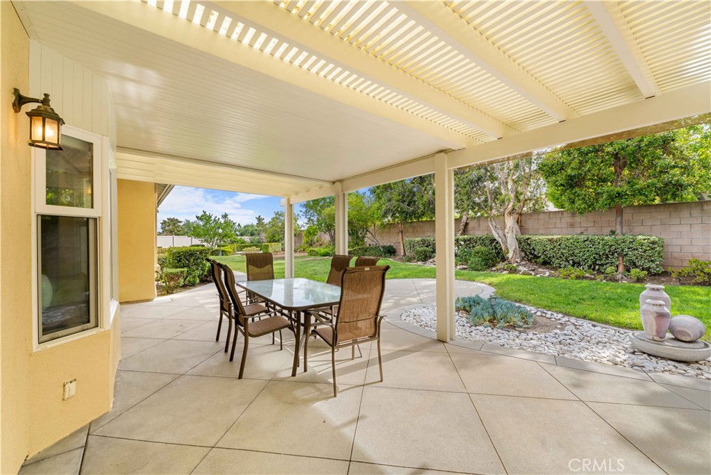 MLS #OC25258265 image #32