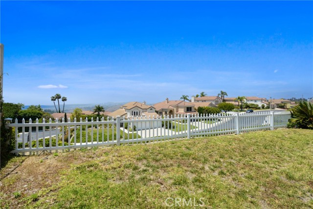 40 Paseo Alba, San Clemente CA: https://media.crmls.org/medias/8a3a9e9a-86a2-4b1b-822a-64608dcab92b.jpg