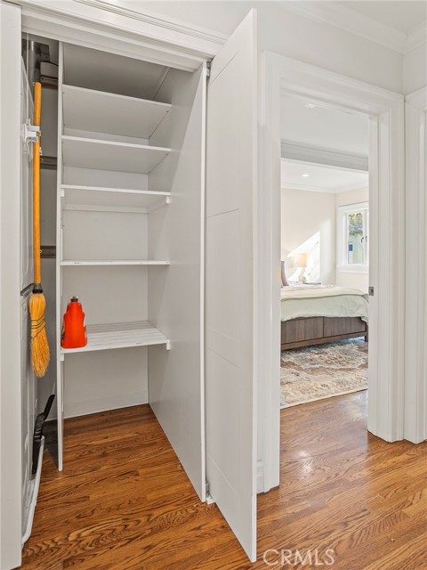 Detail Gallery Image 42 of 62 For 10404 Margate St, North Hollywood,  CA 91601 - 3 Beds | 2 Baths