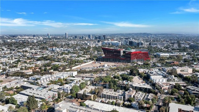 970 Palm, 200 photo 35