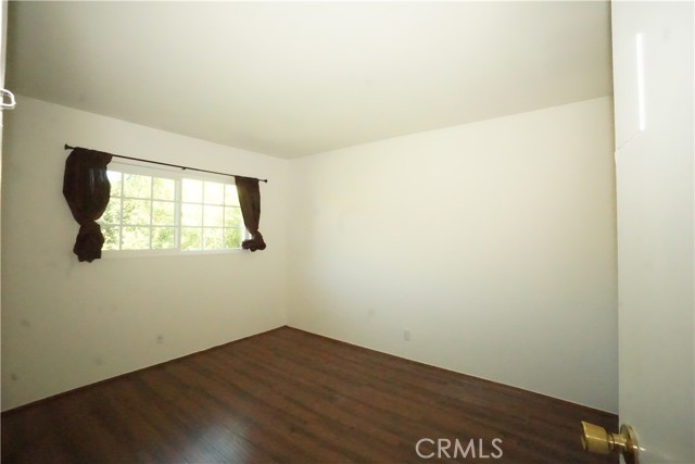 Detail Gallery Image 17 of 34 For 846 Verna Ave, Newbury Park,  CA 91320 - 4 Beds | 2 Baths