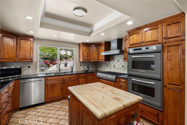 Detail Gallery Image 13 of 54 For 2525 Jonquil Dr, Upland,  CA 91784 - 4 Beds | 2/1 Baths
