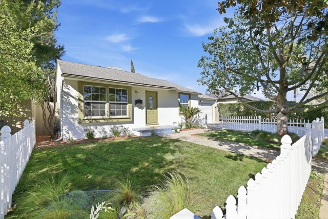 Detail Gallery Image 34 of 54 For 16937 Hartland, Lake Balboa,  CA 91406 - 2 Beds | 2 Baths